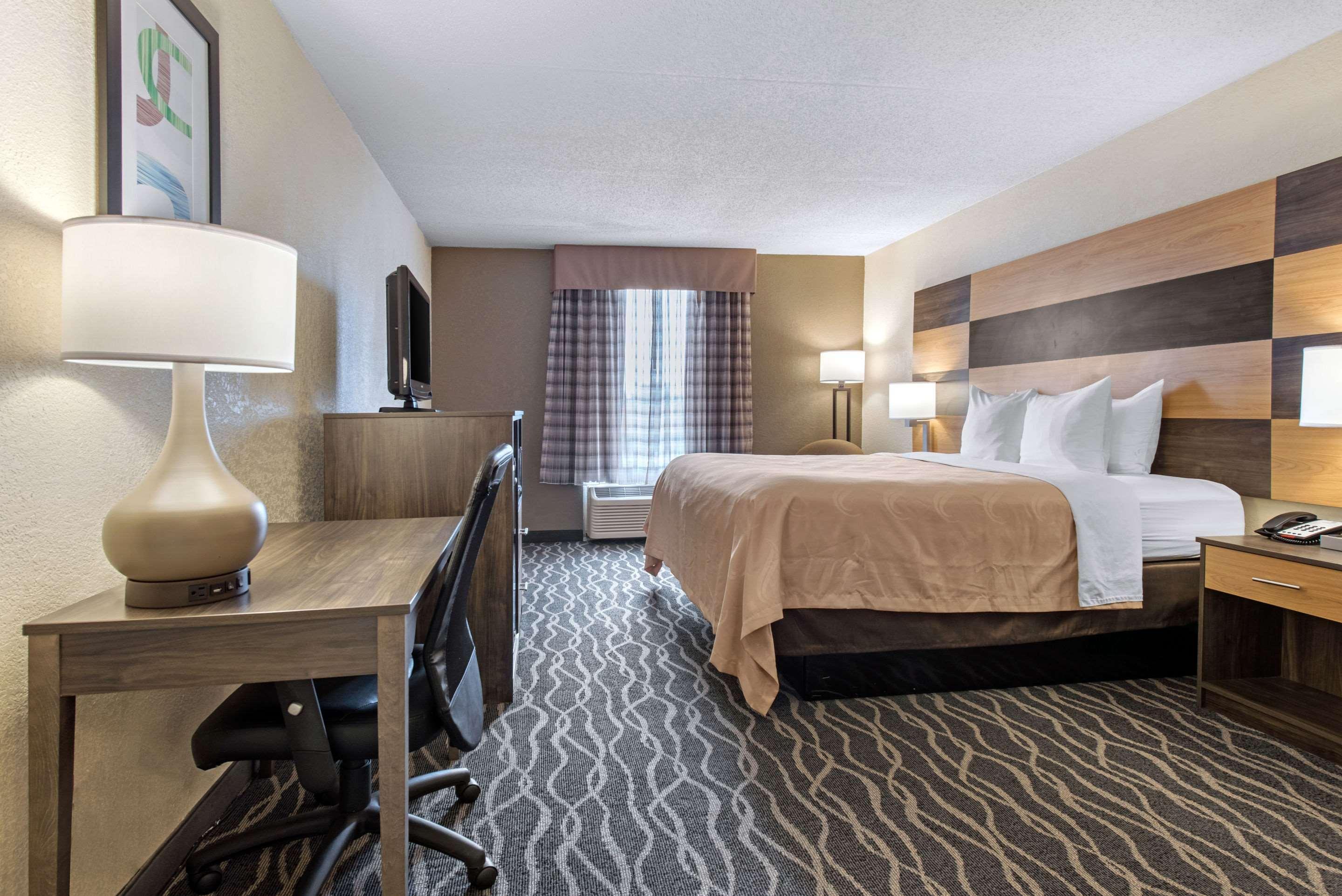 Quality Inn & Suites Lafayette I-65 Eksteriør billede