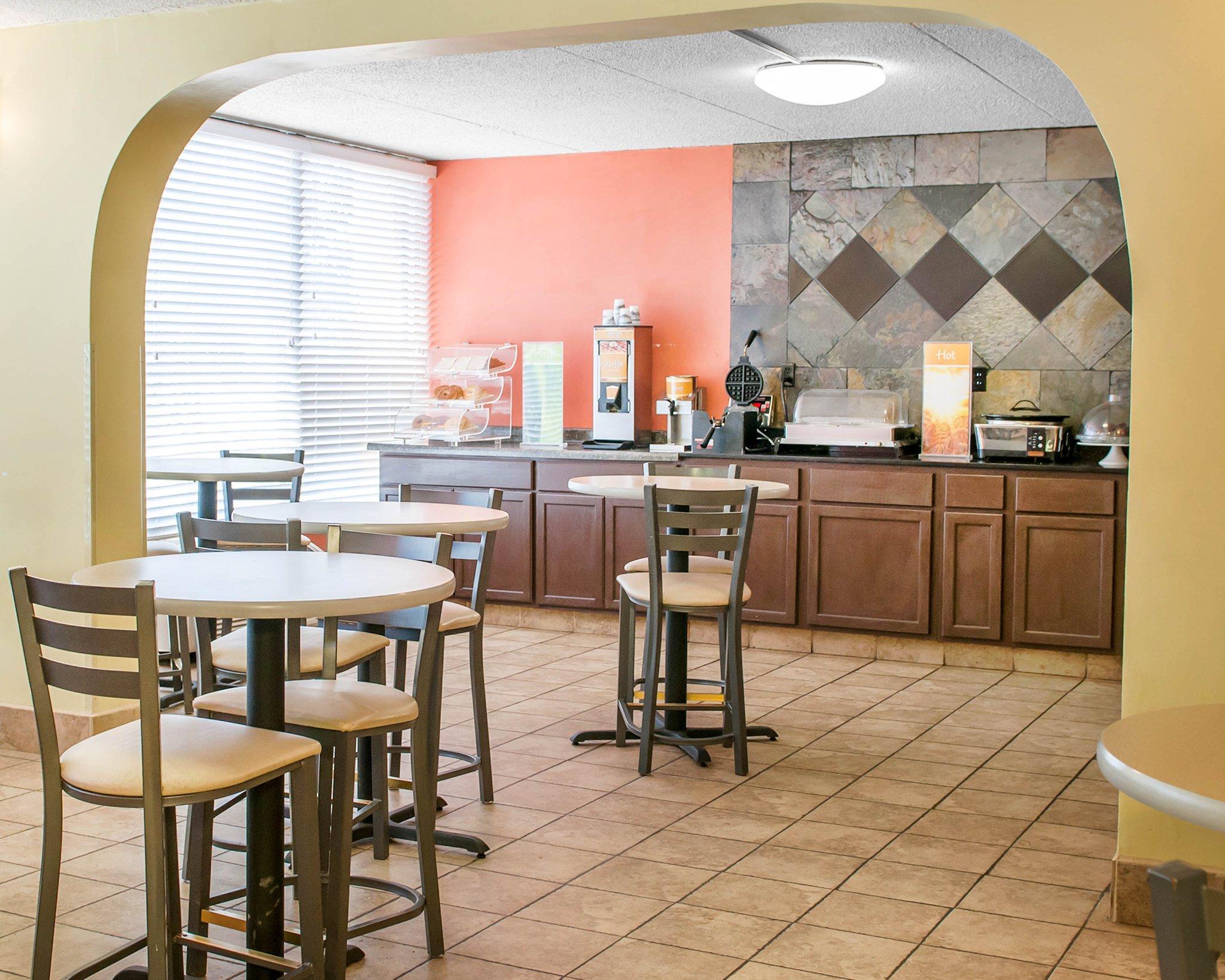 Quality Inn & Suites Lafayette I-65 Eksteriør billede