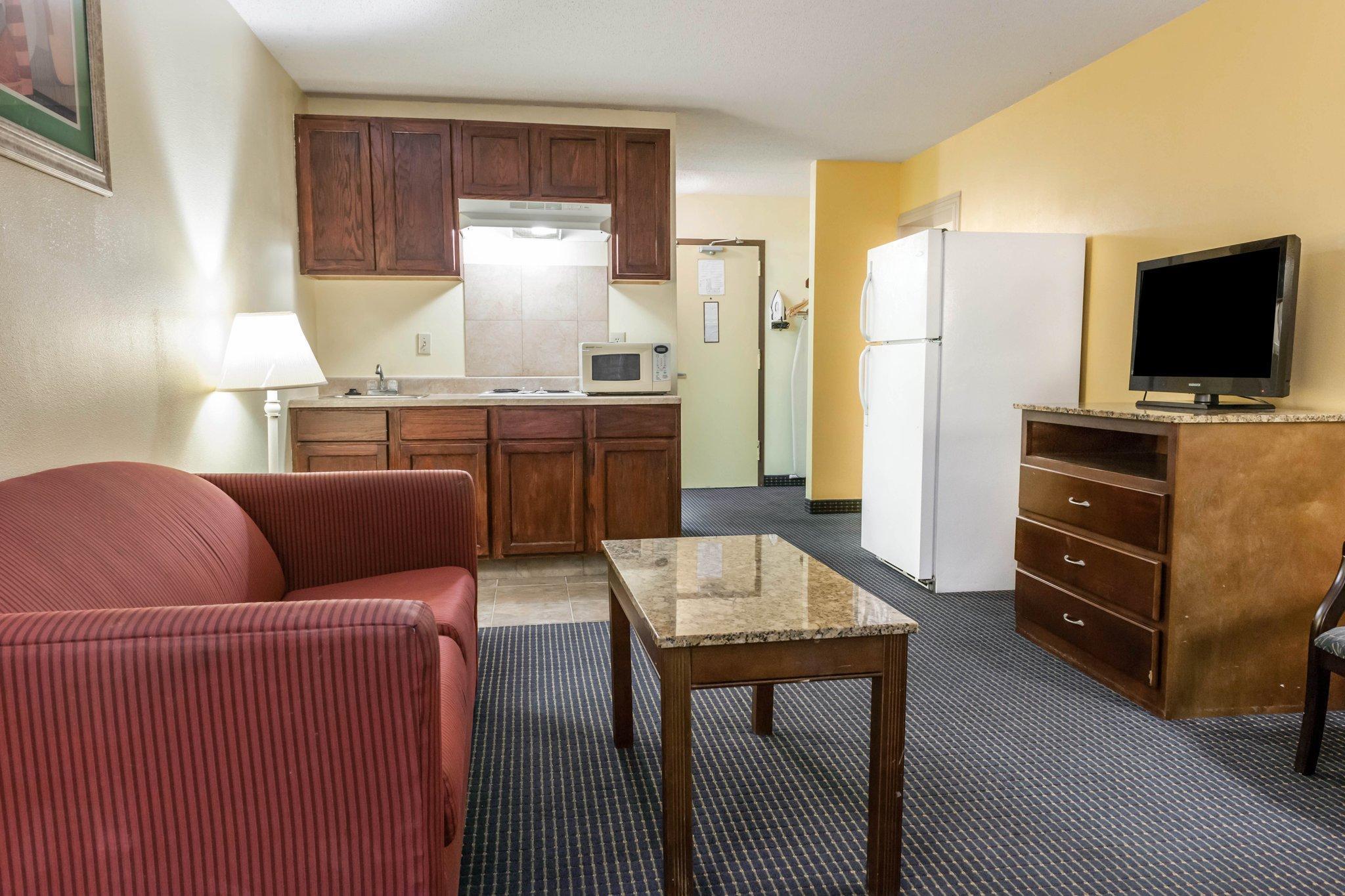 Quality Inn & Suites Lafayette I-65 Eksteriør billede