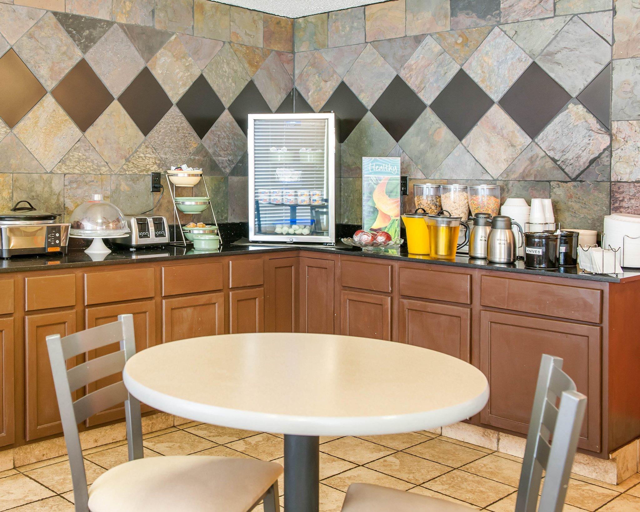Quality Inn & Suites Lafayette I-65 Eksteriør billede