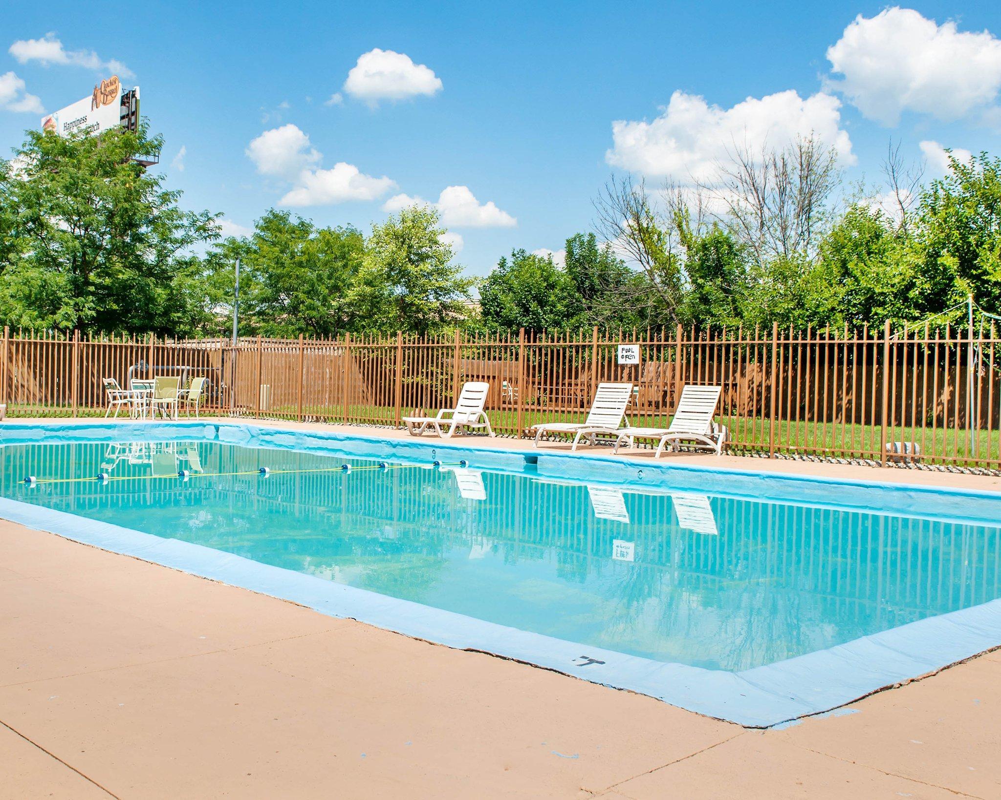 Quality Inn & Suites Lafayette I-65 Eksteriør billede