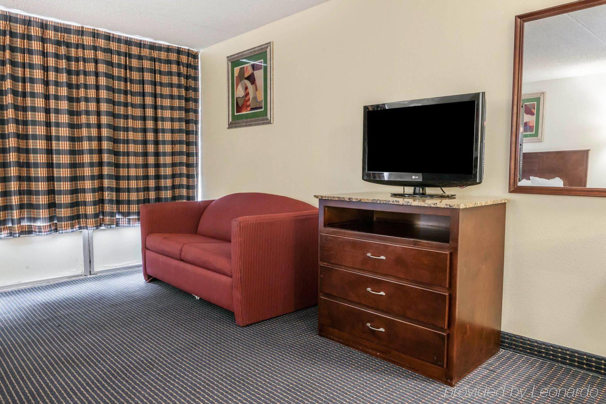 Quality Inn & Suites Lafayette I-65 Eksteriør billede