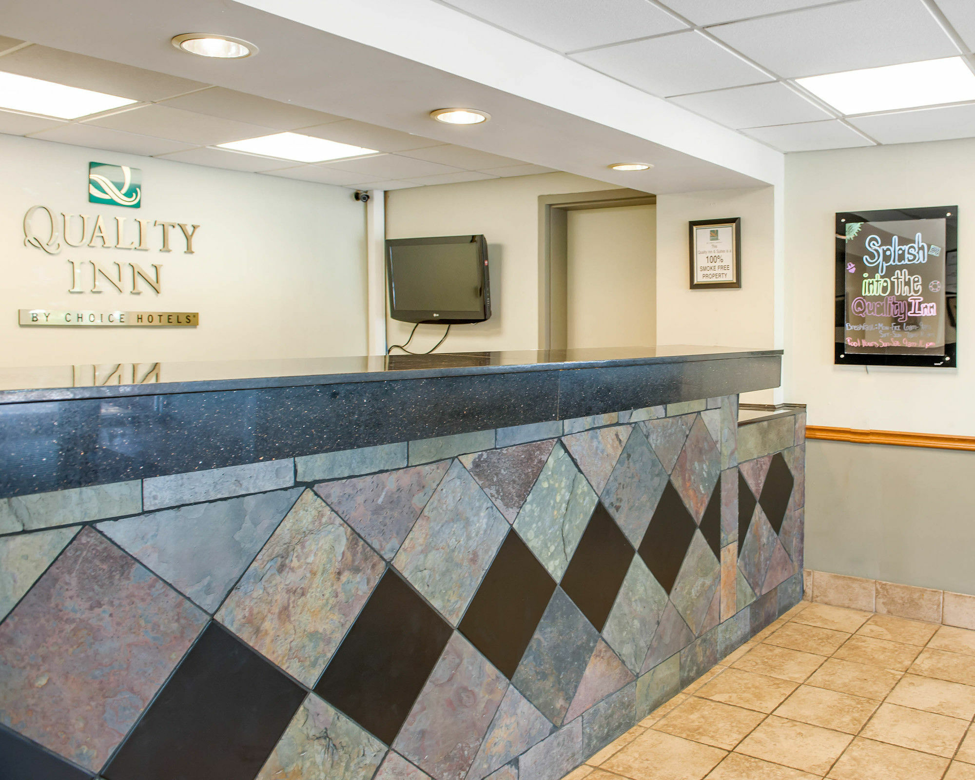 Quality Inn & Suites Lafayette I-65 Eksteriør billede
